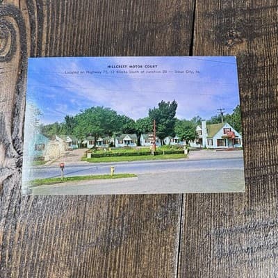 5 VTG 1967 Postcards with Stamps - Seattle - Iowa - Calgary - Wisconsin - Thumbnail 4