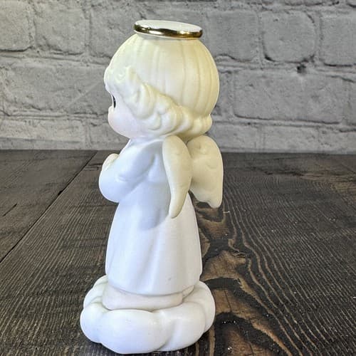 Precious Moments Growing in Grace Infant Birthday Gift Blonde Girl Angel 136204 - Thumbnail 3