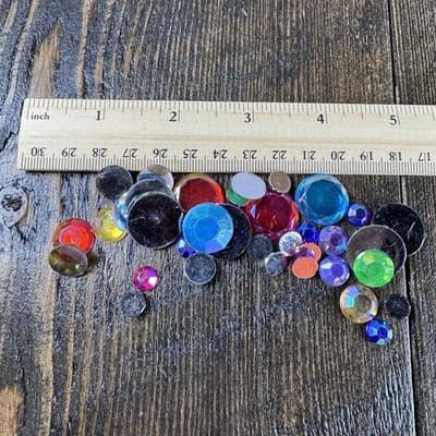 LOT Assorted Size Acrylic Faceted Gems Jewels Rhinestones -Faux - Flat Back - Thumbnail 10