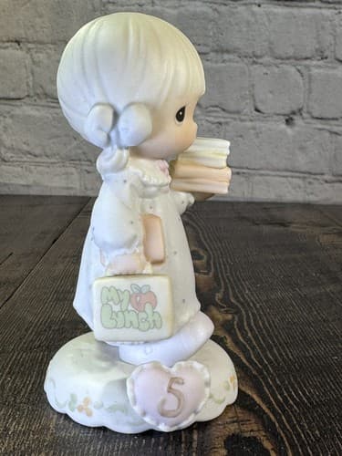 Precious Moments Growing in Grace Age 5 Birthday Gift Blonde Girl Books 136247 - Thumbnail 5