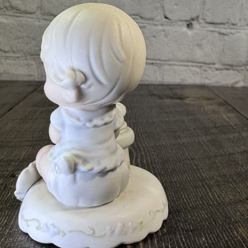 Precious Moments Growing in Grace Age 1 Birthday Gift Blonde Girl Cake 136190 - Thumbnail 3