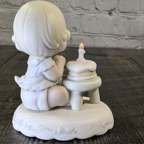 Precious Moments Growing in Grace Age 1 Birthday Gift Blonde Girl Cake 136190 - Thumbnail 4