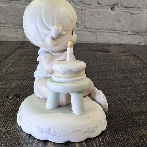 Precious Moments Growing in Grace Age 1 Birthday Gift Blonde Girl Cake 136190 - Thumbnail 5