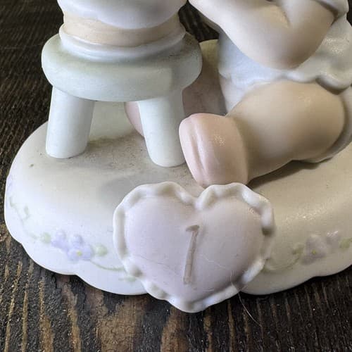 Precious Moments Growing in Grace Age 1 Birthday Gift Blonde Girl Cake 136190 - Thumbnail 9