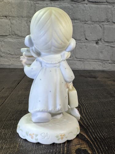 Precious Moments Growing in Grace Age 5 Birthday Gift Blonde Girl Books 136247 - Thumbnail 4