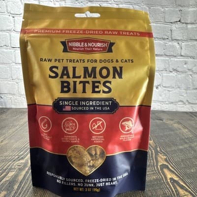 Nibble & Nourish Salmon Fish Bites Freeze Dried Raw Treats Dogs & Cats