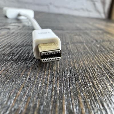 Mokin Mini Display Port To VGA Adapter Mac Pro White 8.5” - Thumbnail 8