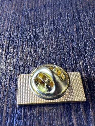 Boeing 757-300 Hat Lapel Tie Push Back Pin Gold Jet Airplane Airline Vintage - Thumbnail 4