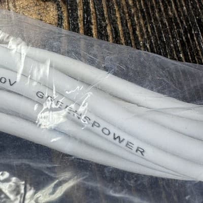 USB to USB C Cable - White - 22 AWG x 2 - 8 feet charging cord - Apple - Samsung - Thumbnail 7