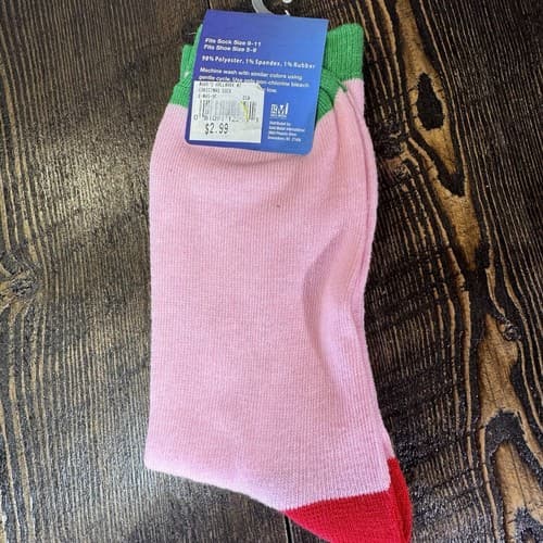 Holiday themed 3 pair crew socks Christmas Snowflakes Santa Pink women’s 9-11 - Thumbnail 4