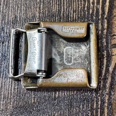 Vintage Giant Grip Belt Buckle Made In USA Letter B *true Silver Plate* - Thumbnail 2