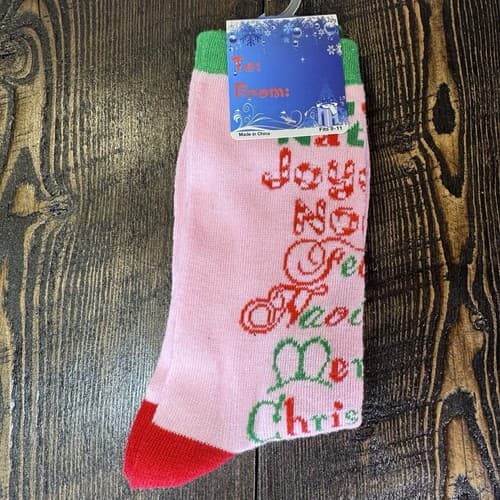 Holiday themed 3 pair crew socks Christmas Snowflakes Santa Pink women’s 9-11 - Thumbnail 3