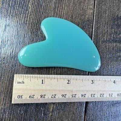 ArtNaturals Face & Body Rose & Vitamin E Bio Oil 4.0oz + Gua Sha Facial Tool Set - Thumbnail 8