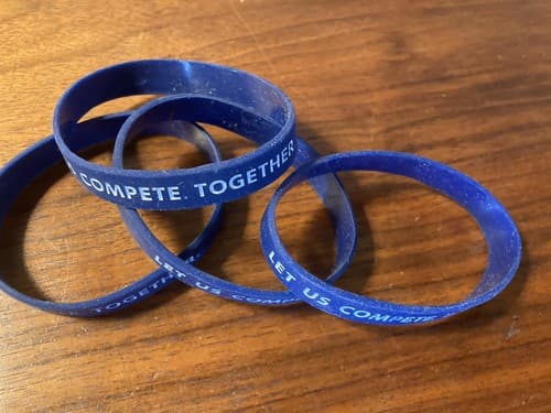 Blue Silicone Wristband American Airlines US Airways set of 4 baller band - Thumbnail 3