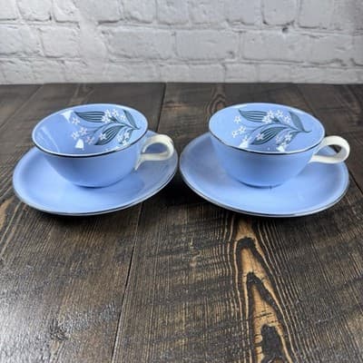 4 Piece Homer Laughlin Skytone Blue Teacup and Saucer Stardust Blue MCM Leaves