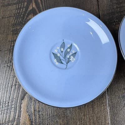 4 Piece Homer Laughlin Skytone Blue Teacup and Saucer Stardust Blue MCM Leaves - Thumbnail 10