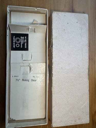 VTG 2 Pinking Shears Griffon Tru Pink And Sears 7.5” with Box Sewing Scissors - Thumbnail 19
