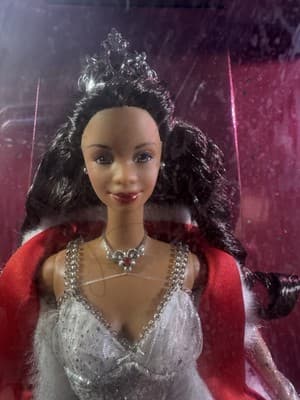 Holiday Celebration Barbie African American Doll Special 2001 Edition 50305 - Thumbnail 10