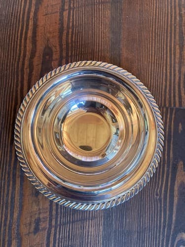 Vintage Wm.A Rogers Silver Plated Dip Bowl with attached saucer Dish - Thumbnail 6