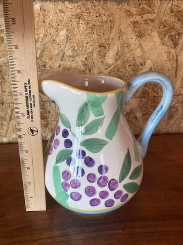 Oggi Corporation USA Pitcher Vi Rage Grapes Wine Vineyard - Thumbnail 7