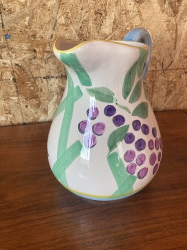 Oggi Corporation USA Pitcher Vi Rage Grapes Wine Vineyard - Thumbnail 5