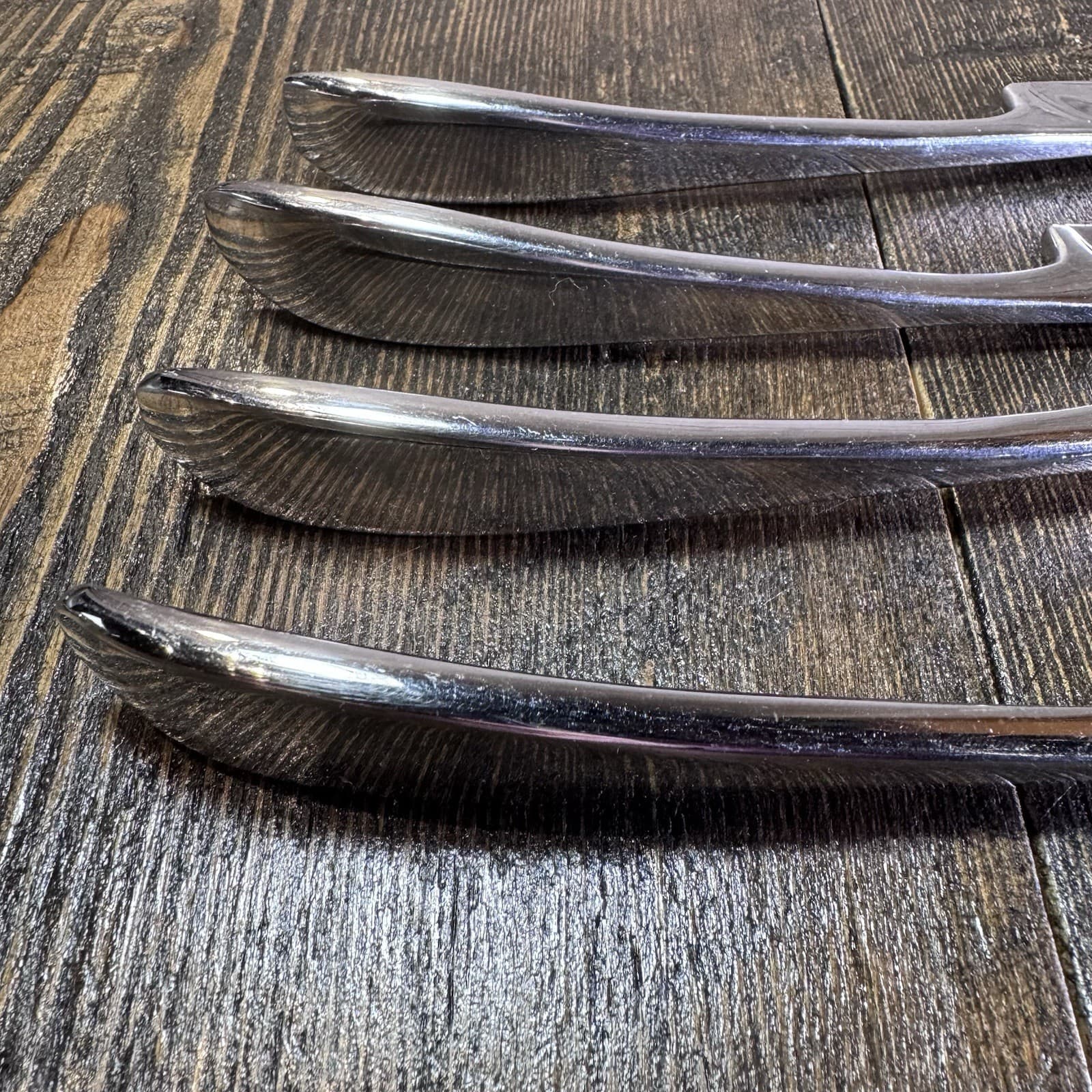 Set Of 4 Modern Stainless Knives - Standing Knife - Heavy Weight Dinner Knife - Thumbnail 10