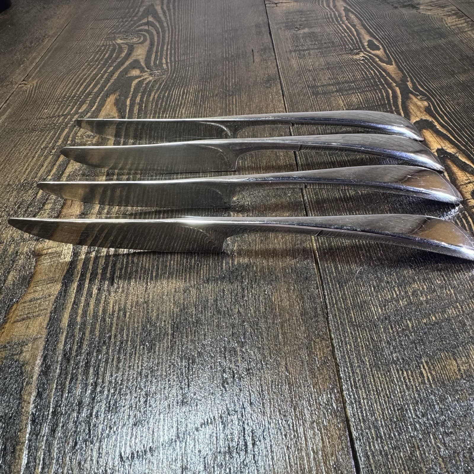 Set Of 4 Modern Stainless Knives - Standing Knife - Heavy Weight Dinner Knife - Thumbnail 3