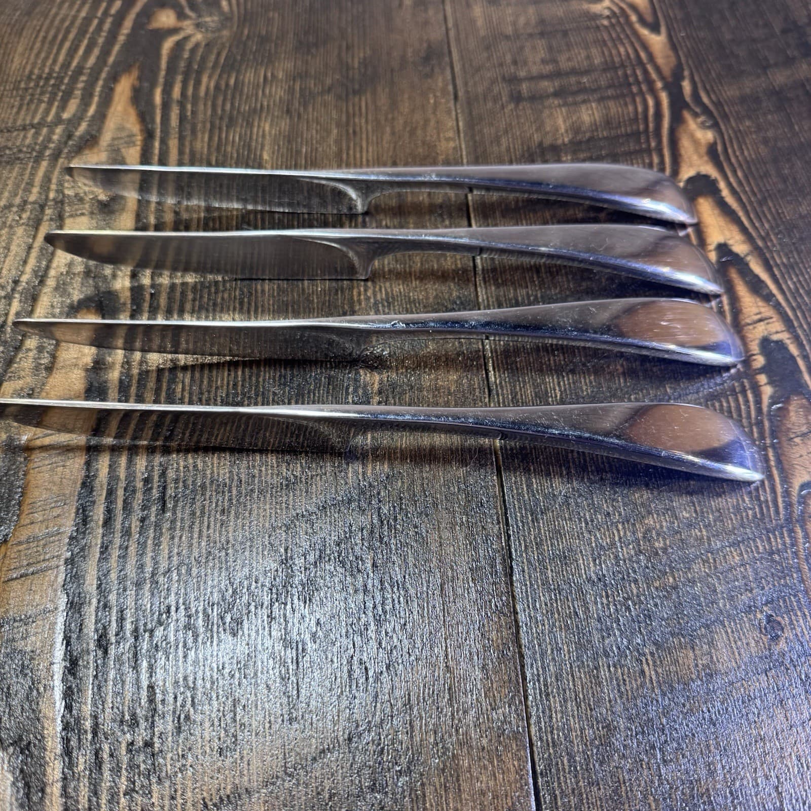 Set Of 4 Modern Stainless Knives - Standing Knife - Heavy Weight Dinner Knife - Thumbnail 2