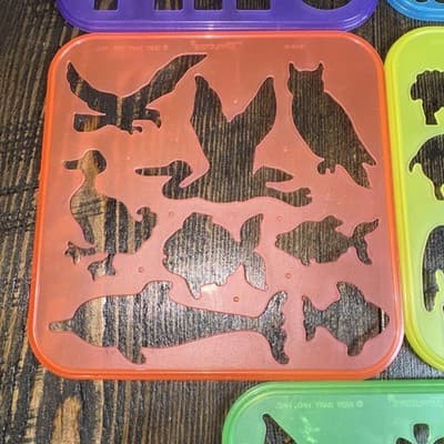 1987 VTG Set Of 5 Tupperware Tuppertoys Art Shapes Stencil Train Dog Fish Flower - Thumbnail 3