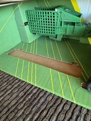 Vintage ERTL John Deere 348 SQUARE BALER 1995 - 1/16 SCALE #5911 Farm Equipment - Thumbnail 6