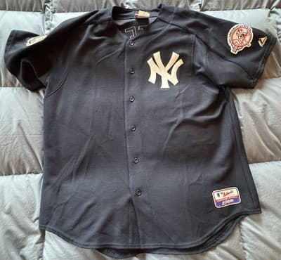 Derek Jeter Jersey 100th Anniversary 2003 World Series XL Majestic 2 Patches - Thumbnail 2