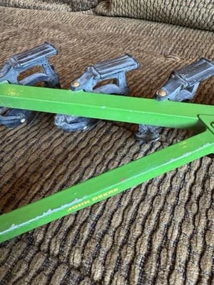 Vintage 1999 John Deere #5095 ERTL Six-Button Plow 1/16 Scale Farm Equipment - Thumbnail 17