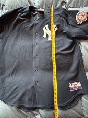 Derek Jeter Jersey 100th Anniversary 2003 World Series XL Majestic 2 Patches - Thumbnail 3