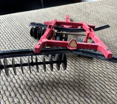 Vintage 1990’s ERTL Farm Equipment Four Roller Disc Plow Tiller - Missing Pieces - Thumbnail 7