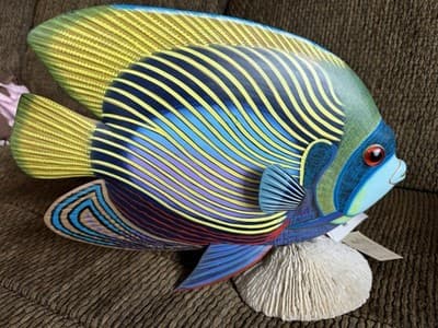 Large Nature Crafts Hand Carved & Painted Wood Fish Sculpture, Emperor Angelfish - Thumbnail 6