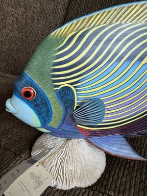 Large Nature Crafts Hand Carved & Painted Wood Fish Sculpture, Emperor Angelfish - Thumbnail 5