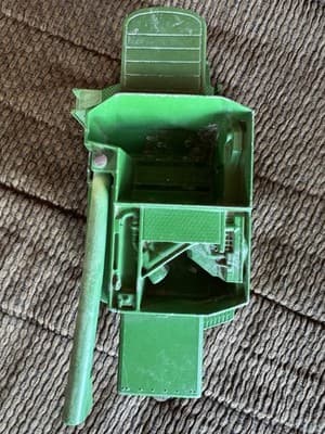 Vintage Ertl John Deere 9500 Combine with Corn/Grain Heads, Diecast 1/28 Scale - Thumbnail 13