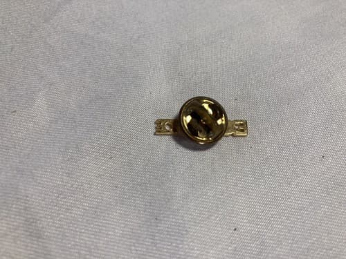 American Airlines AA Lapel Hat Tie Pin Vintage Agent Excellence Award - Thumbnail 2