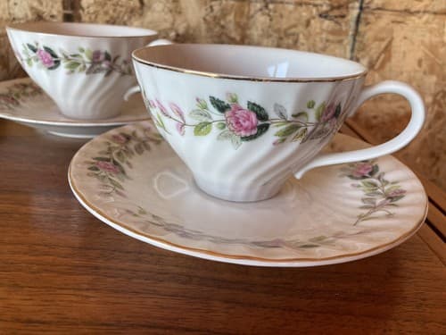 4 VINTAGE CREATIVE FINE CHINA #2345 JAPAN Tea Cups And Saucers Plate Pink Floral - Thumbnail 5
