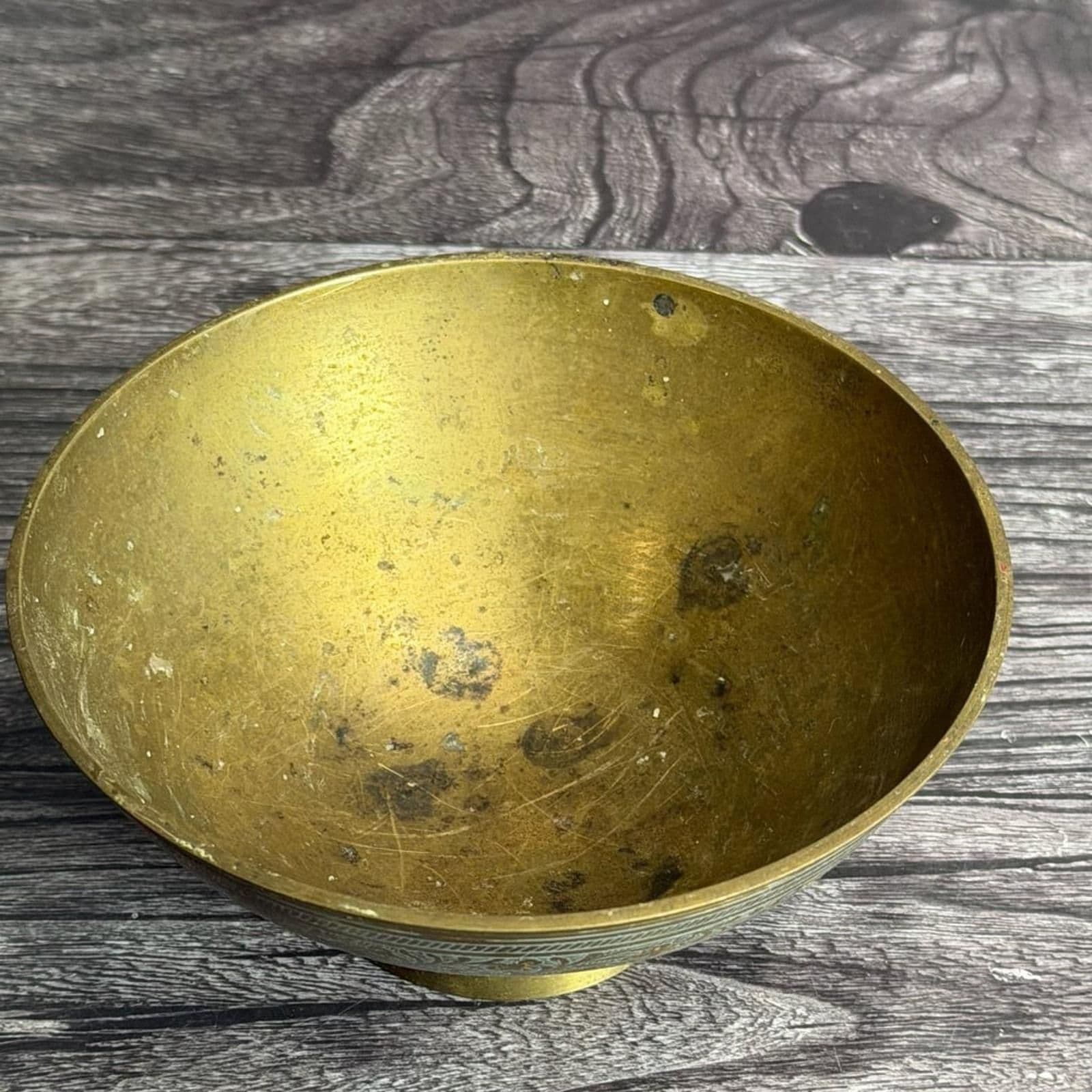 Vintage Etched Brass Pedestal Bowl with Floral Engravings - Thumbnail 3