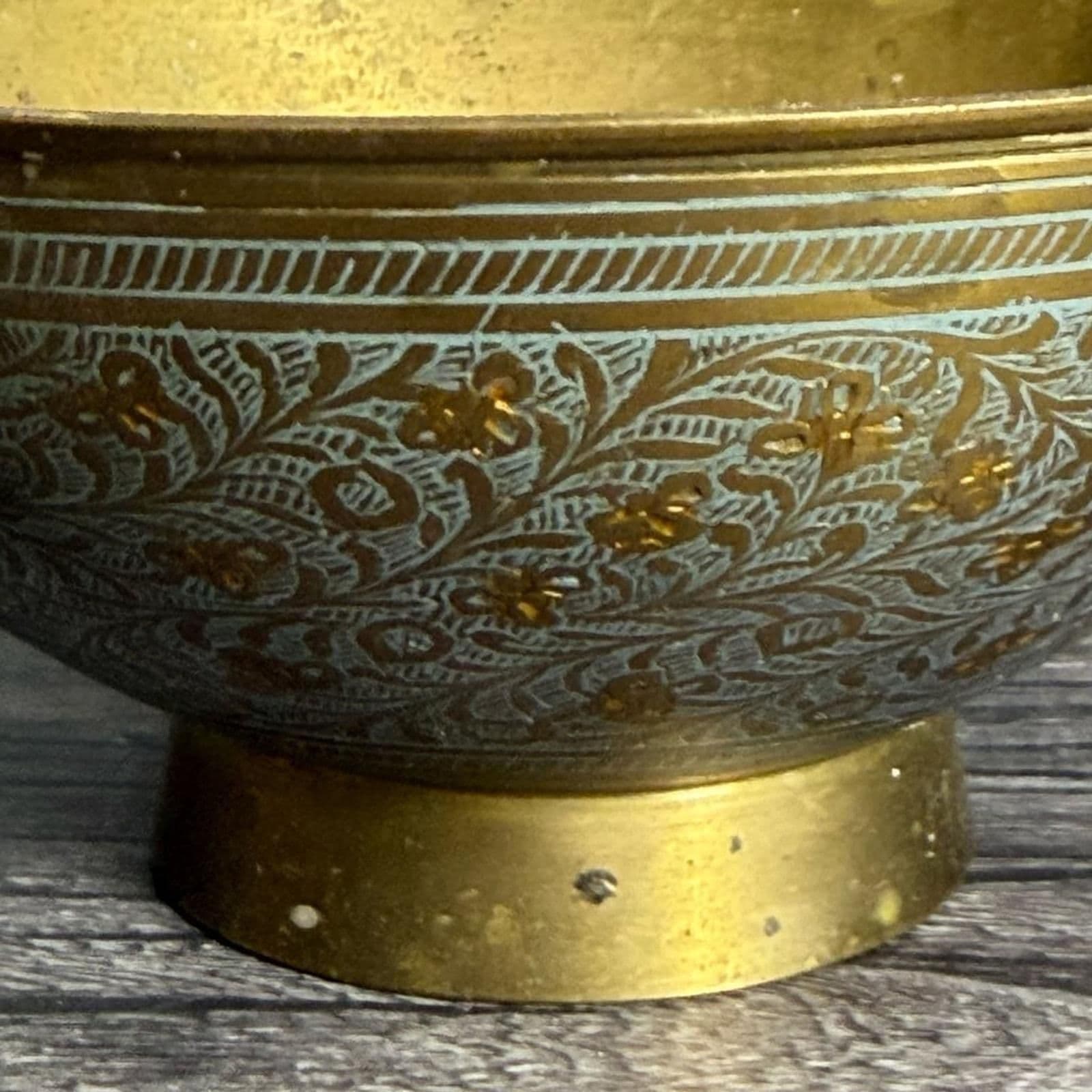 Vintage Etched Brass Pedestal Bowl with Floral Engravings - Thumbnail 2
