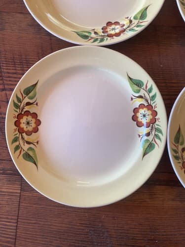 6 Plate Taylor Smith Taylor Swiss Provincial 7 1/4” Yellow Antique 1952 Plates - Thumbnail 4