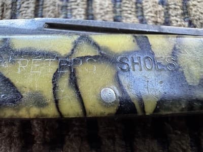 Vintage WW2 - Peters Shoes - Seneca Cutlery Co. 33 - Utica NY - Pocket Knife - Thumbnail 2