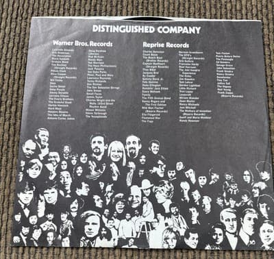 NEIL YOUNG Lot Of 2 LP Vinyl Records - Harvest, Everybody Knows This Is Nowhere - Thumbnail 15