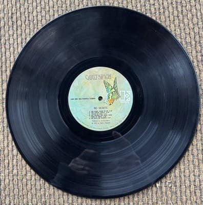 Carly Simon ‎2 Vinyl Records, No Secrets, 1974 / Hello Big Man, 1983 - Thumbnail 7