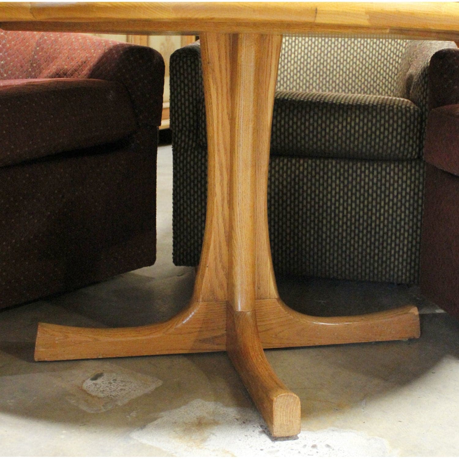 Oak Dinette Set w/4 Upholstered Barrel Chairs - Thumbnail 4
