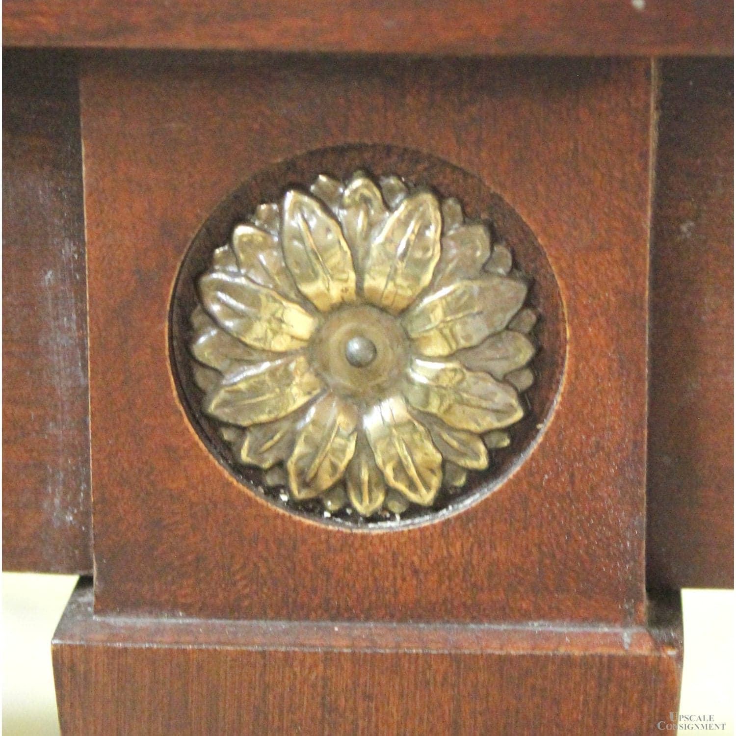 Ethan Allen Round Medallion Coffee Table - Thumbnail 4