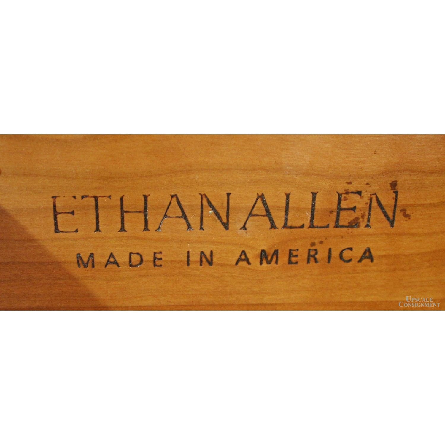 Ethan Allen 'Sable' China Cabinet - Thumbnail 7
