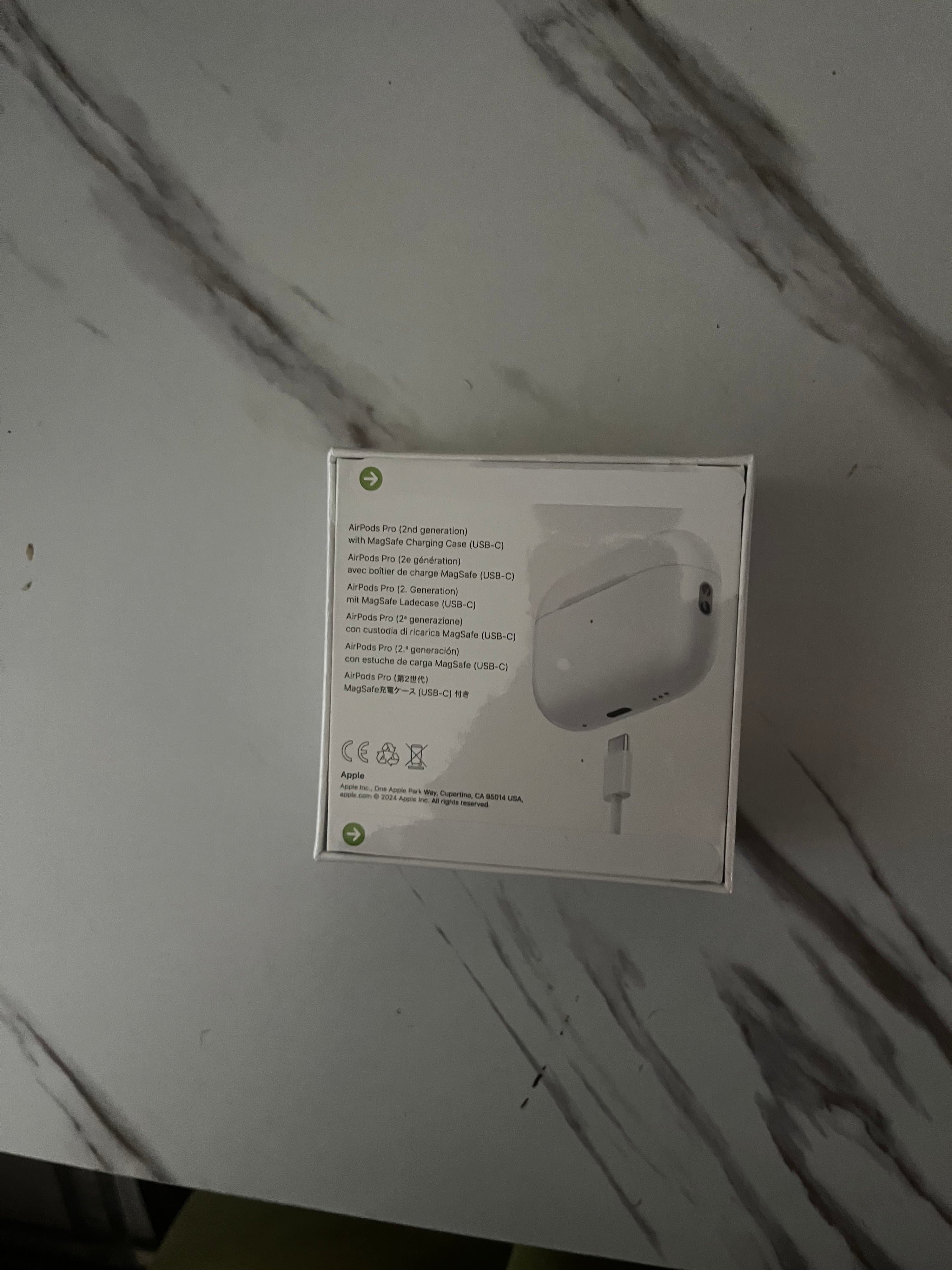 Apple AirPods Pro 2nd Gen with MagSafe Charging Case - Thumbnail 2