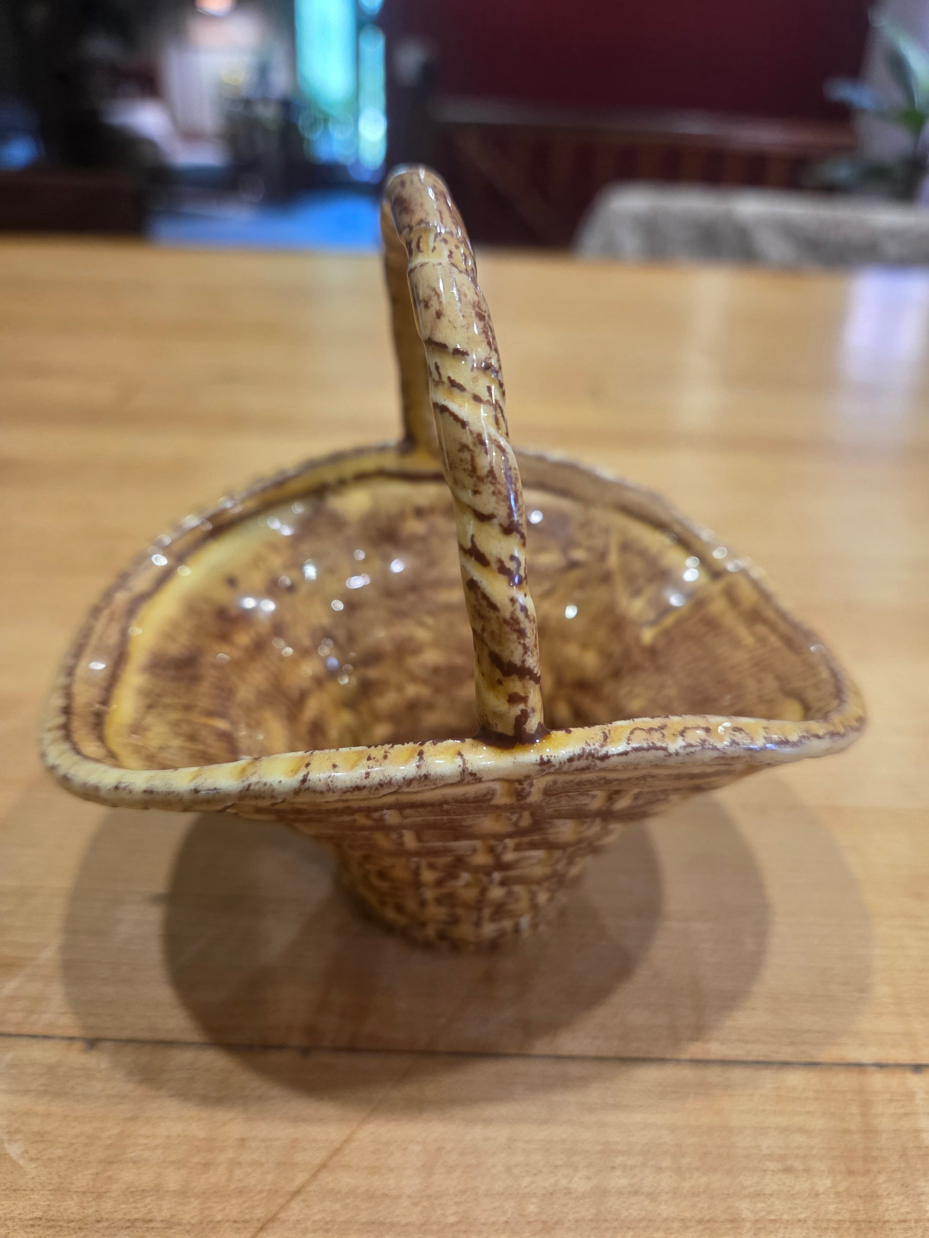 Vintage 1981 Mecca Signed Basketweave Ceramic Miniature Basket